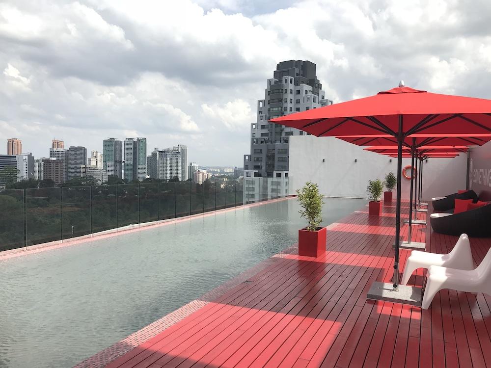 The Red One Klcc Hotel Kuala Lumpur Exterior photo